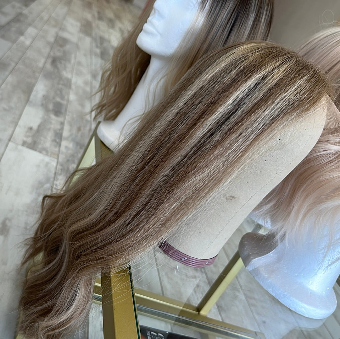 Glam lace top wig